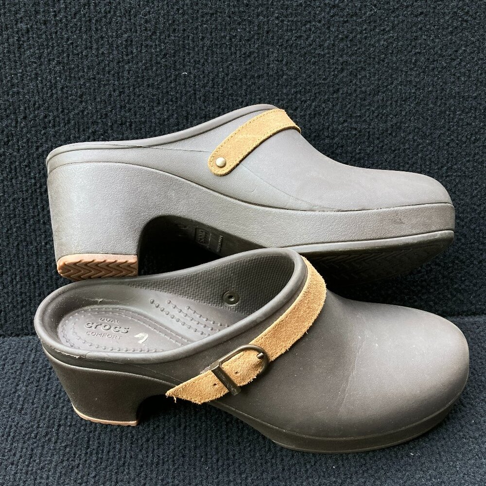 crocs clogs brown women's 8